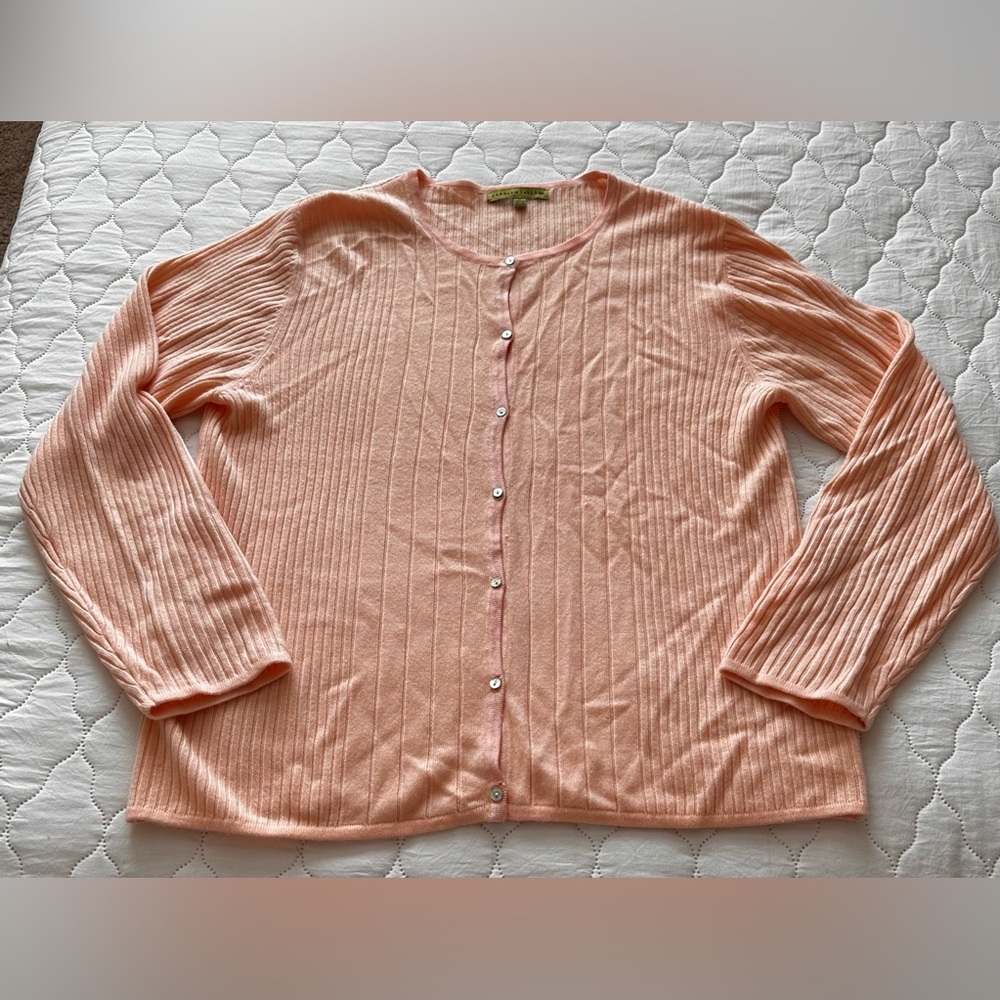 Carolyn Taylor Women’s Peach Color Cardigan - Size XL ( Stretchy Material)